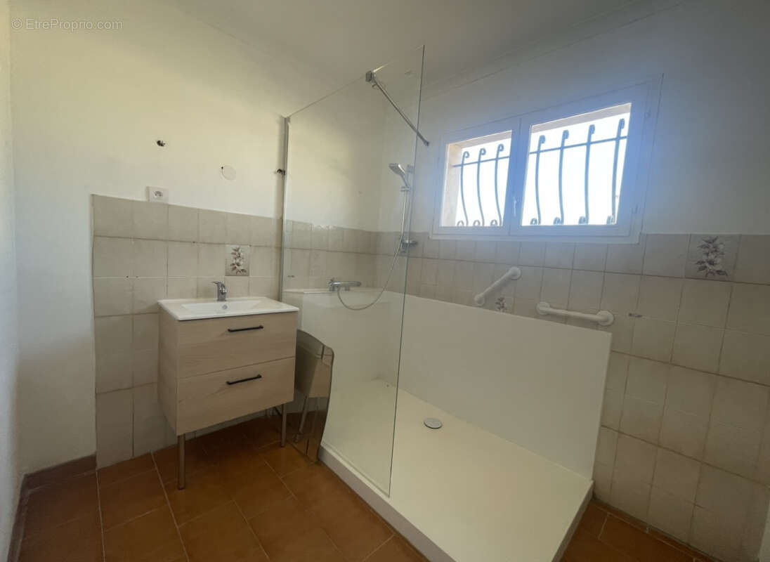 Maison à BOUILLARGUES