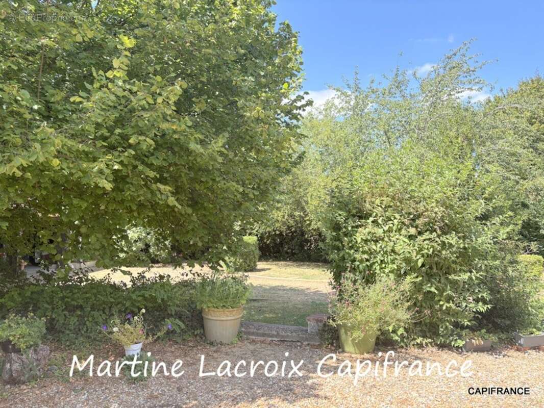Dpt SARTHE (72), à vendre LA FERTE-BERNARD - PROPRIÉTÉ  P6 de 170 m² - Terrain de 4547 M² - photo 20