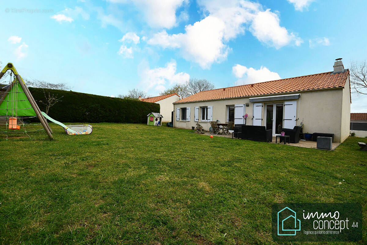 Maison à LE PELLERIN