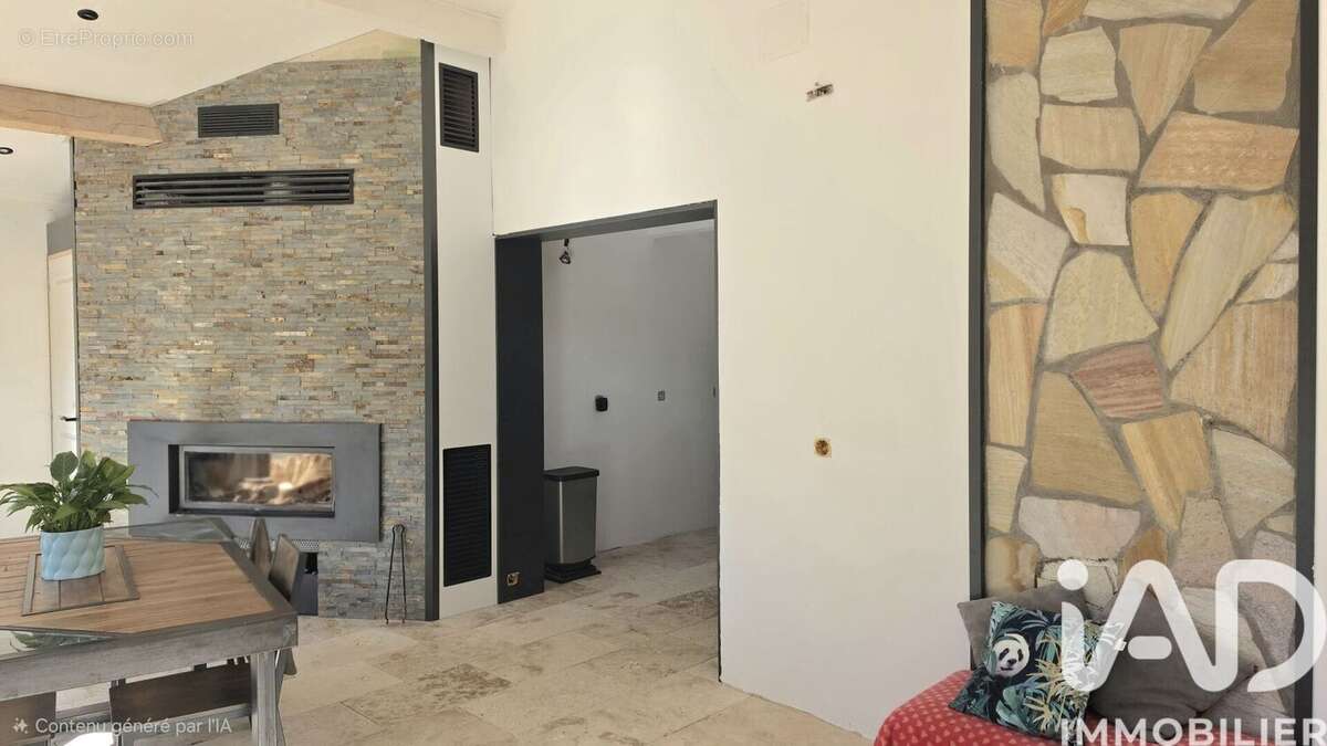 Photo 3 - Maison à PLAN-D'AUPS-SAINTE-BAUME