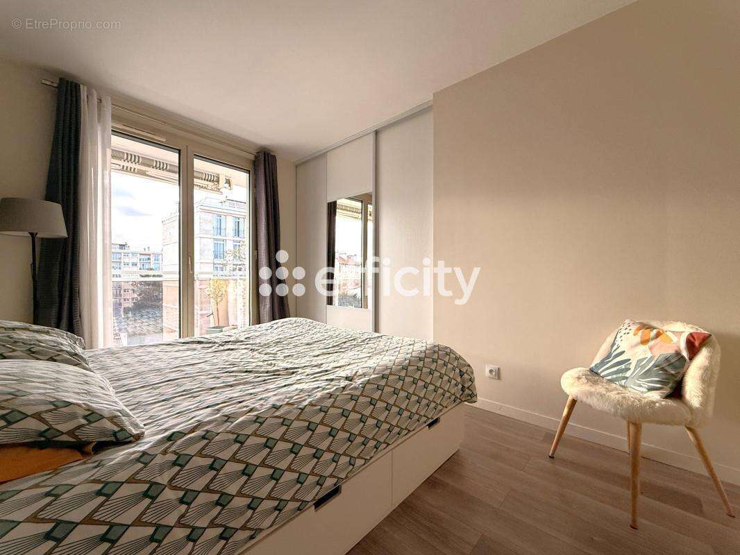 Appartement à ASNIERES-SUR-SEINE