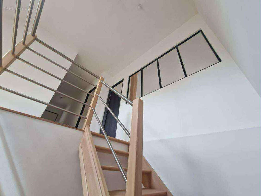 Maison à MONT-SAINT-ELOI