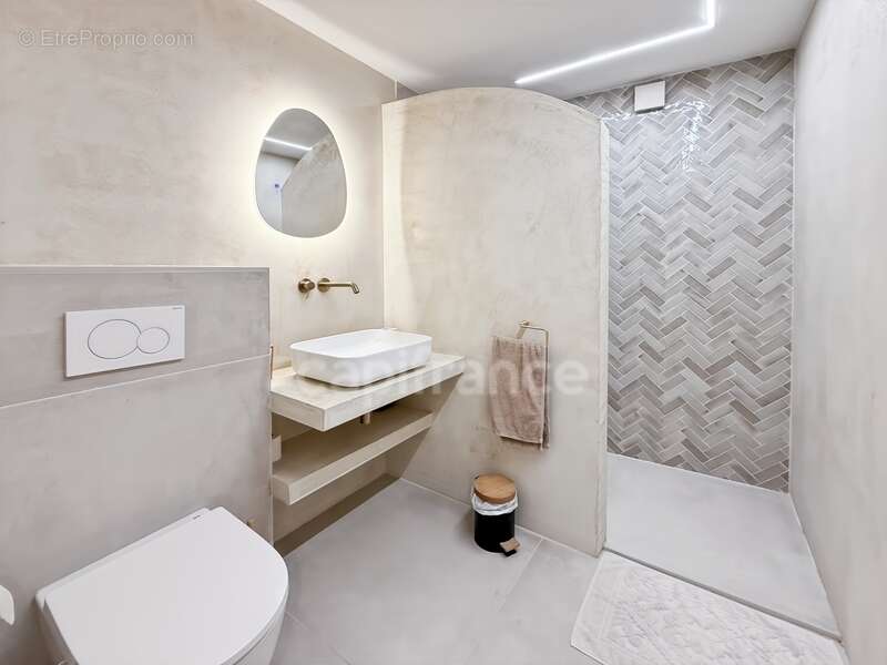 Appartement à CESSY