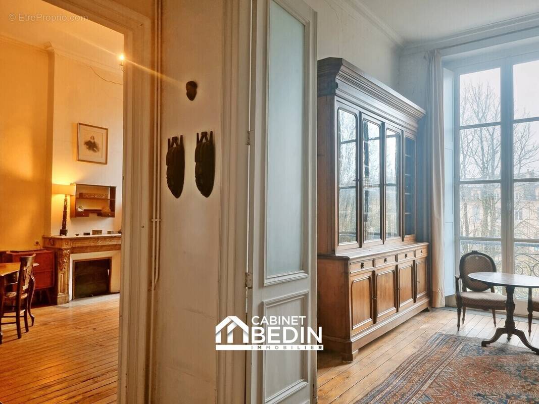 Appartement à BORDEAUX