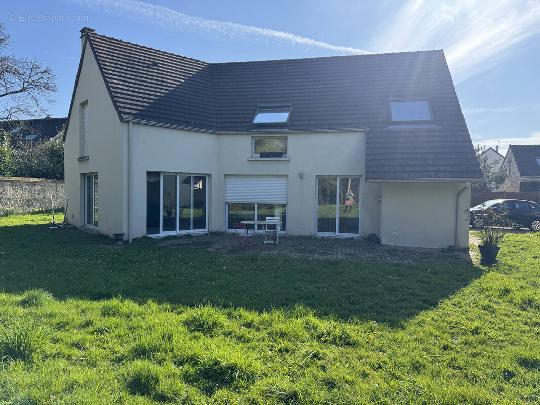 Maison à SAINT-JEAN-DE-BEAUREGARD