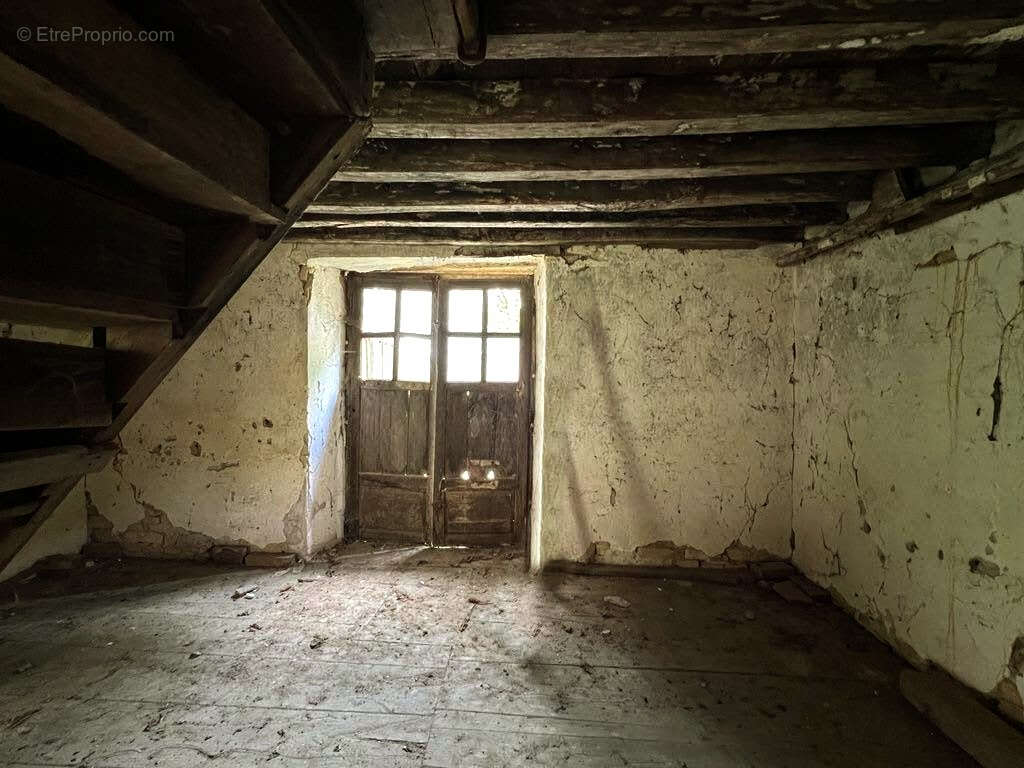 Maison avec grange à Chourgnac 4 pièce(s) 85 m2 - photo 2