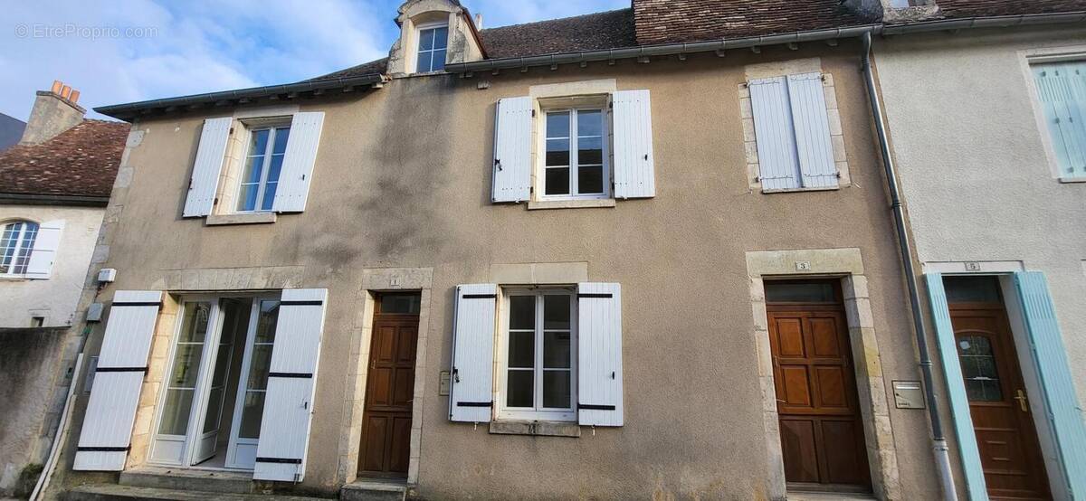 Photo 1 - Appartement à SAINT-PIERRE-DE-MAILLE