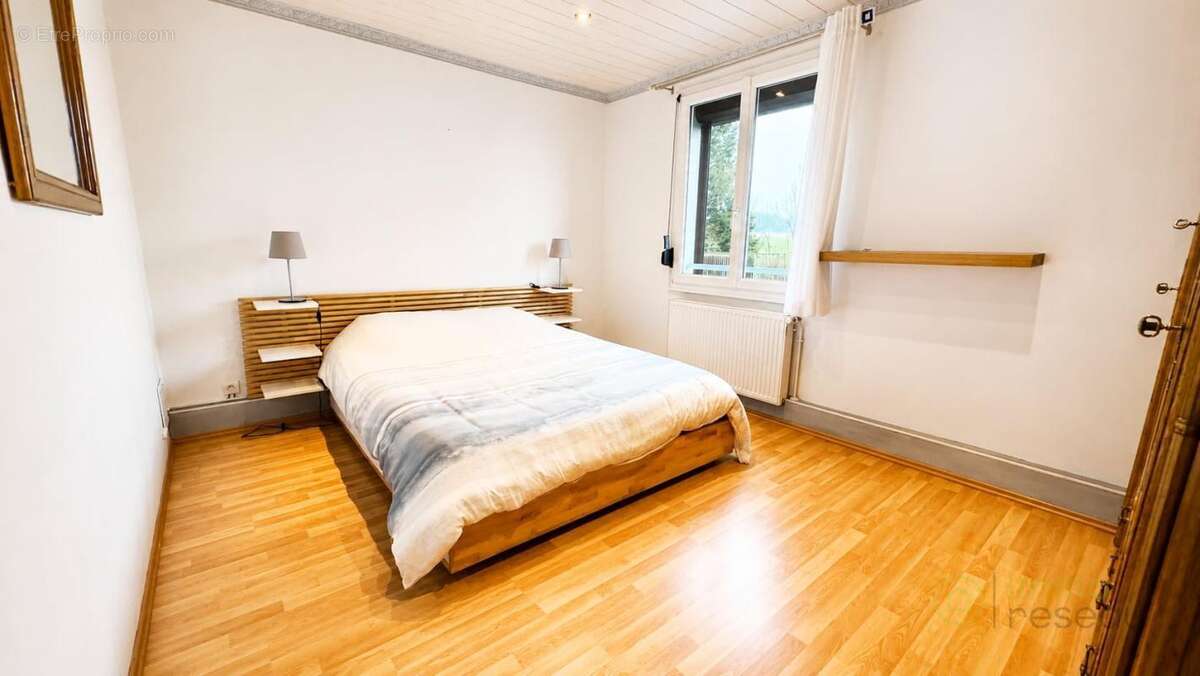 Maison 126 m² à Tressange  - photo 7