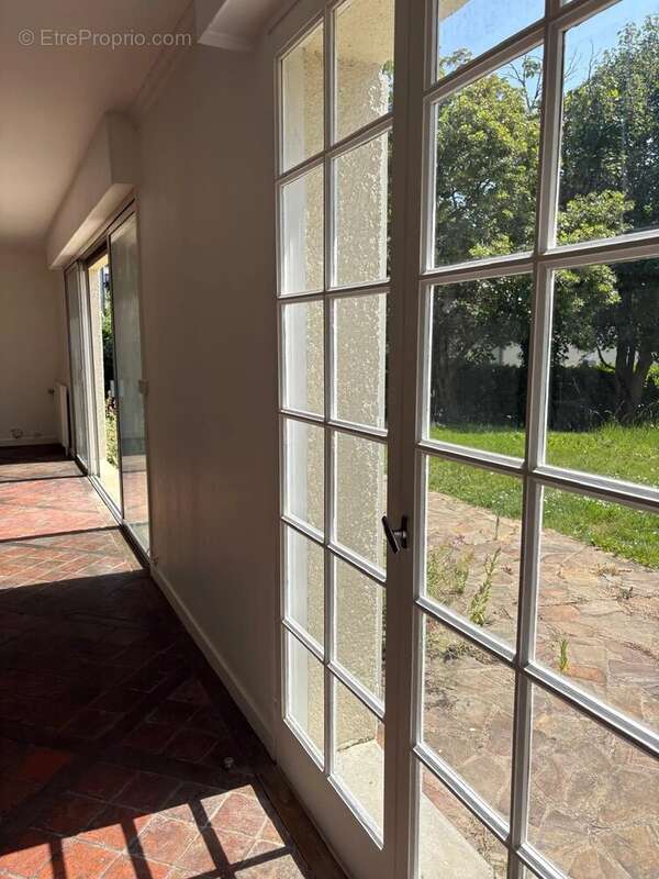 Maison à SAINT-NOM-LA-BRETECHE