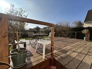 Maison à SAINT-REMY-LES-CHEVREUSE