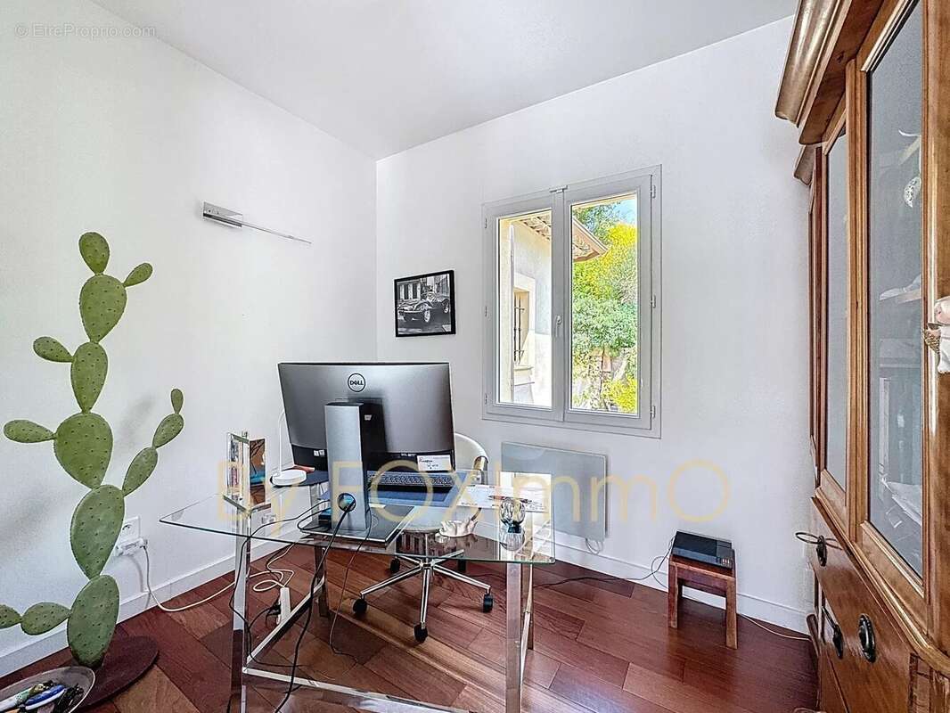 Maison à MONTAUROUX