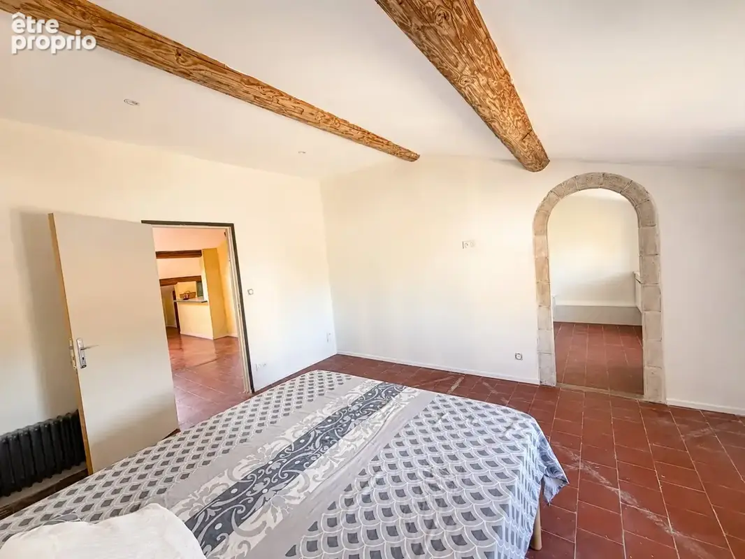 Béziers  Appartement de caractère 140 m² avec parking et box en centre-ville - photo 6