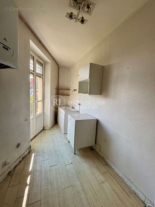 Appartement à LYON-3E