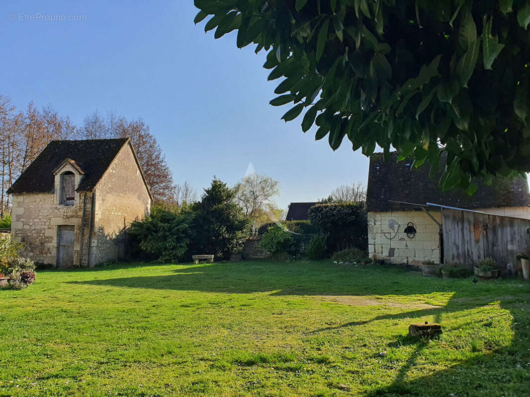 Maison à VILLENTROIS