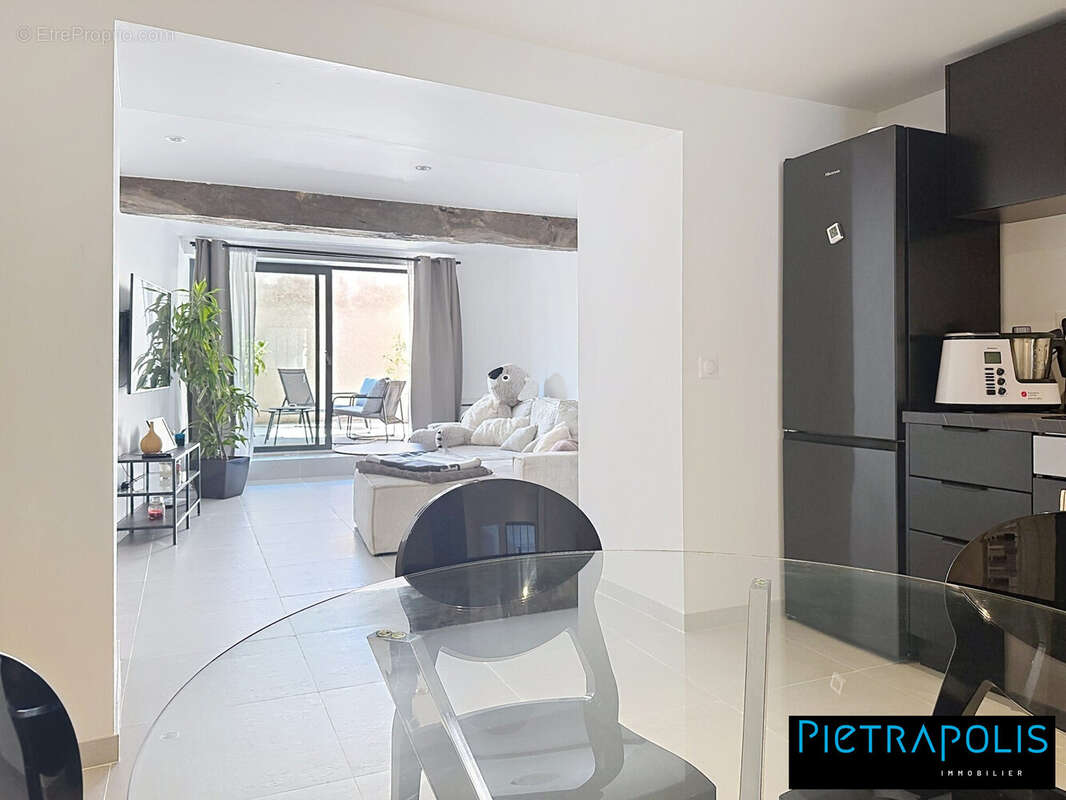 Appartement 50 m² à Charentay  - photo 4