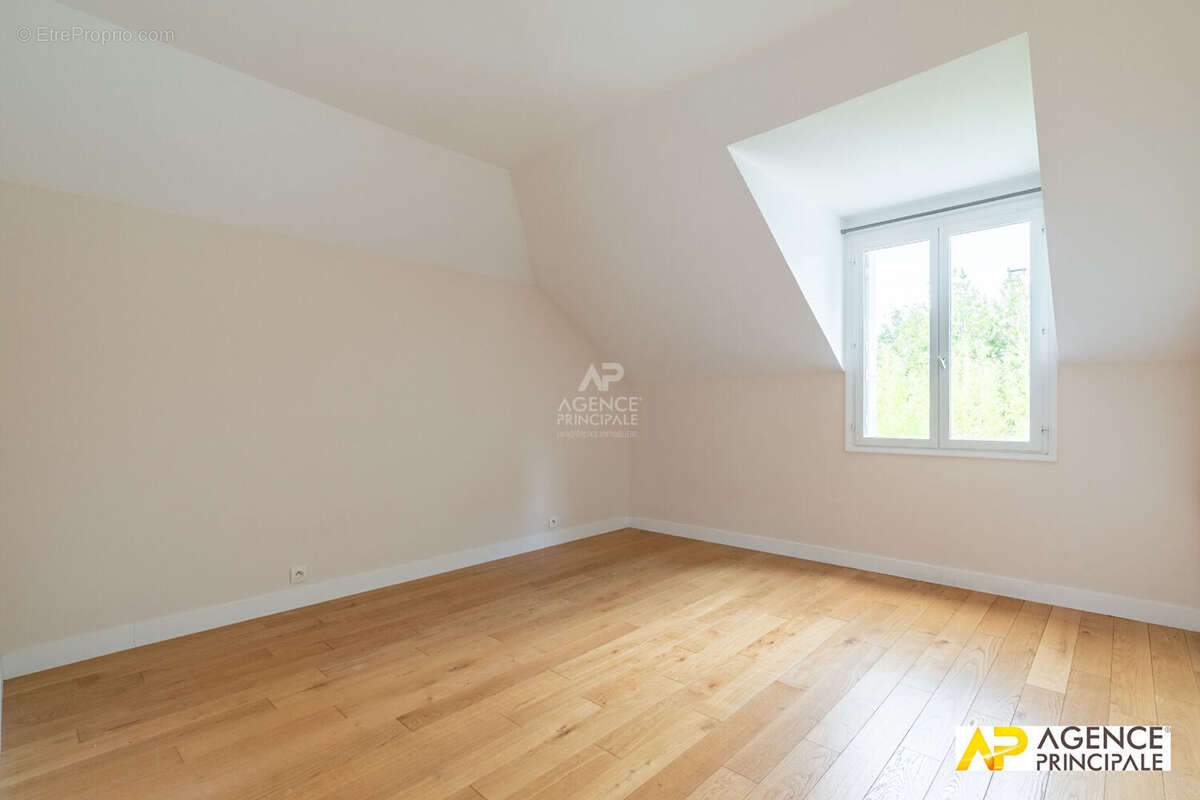 Maison à Maisons-Laffitte - photo 13
