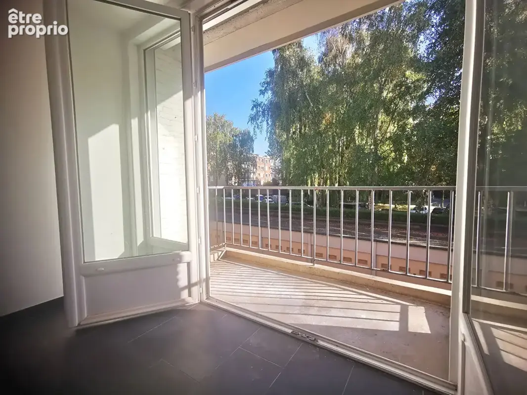 La Madeleine centre,  Appartement T3  de 49.20 m² avec balcon - photo 4