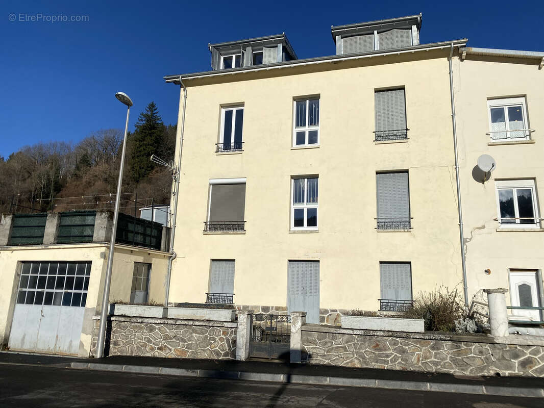 Appartement à LA BOURBOULE