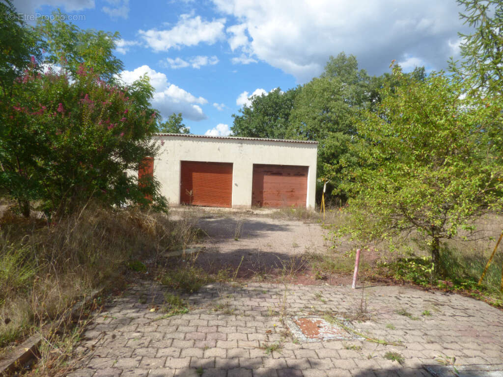 Maison à SAINTE-TULLE