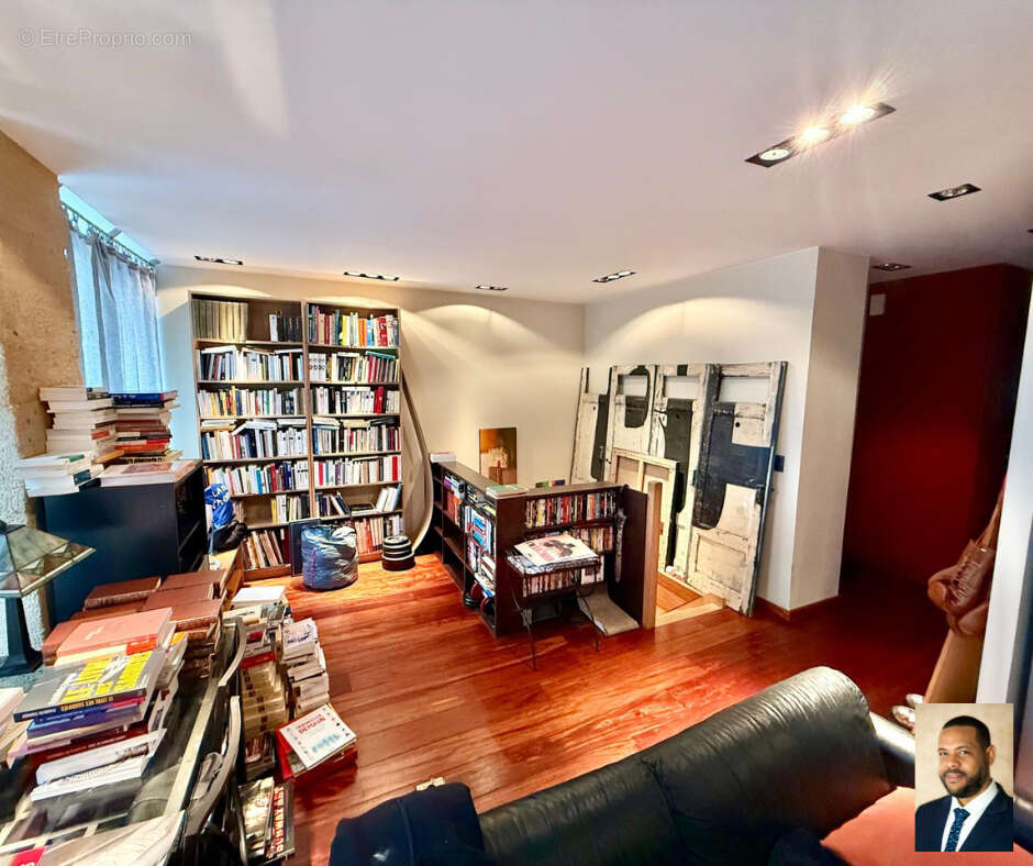 Appartement à PARIS-11E