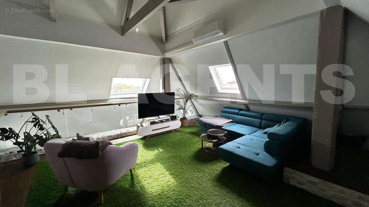 a45442e8-618a-467d-982e-c752cc1e5d77 - Appartement à SAINTES