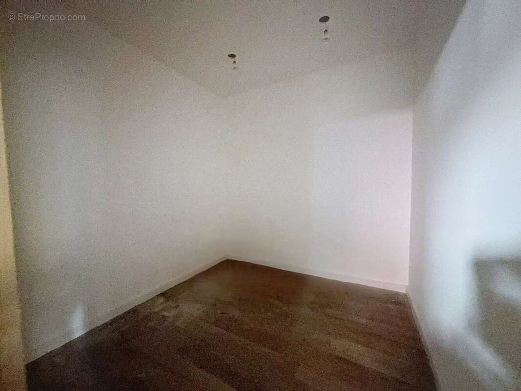 Appartement à SAINT-ETIENNE-DE-TINEE