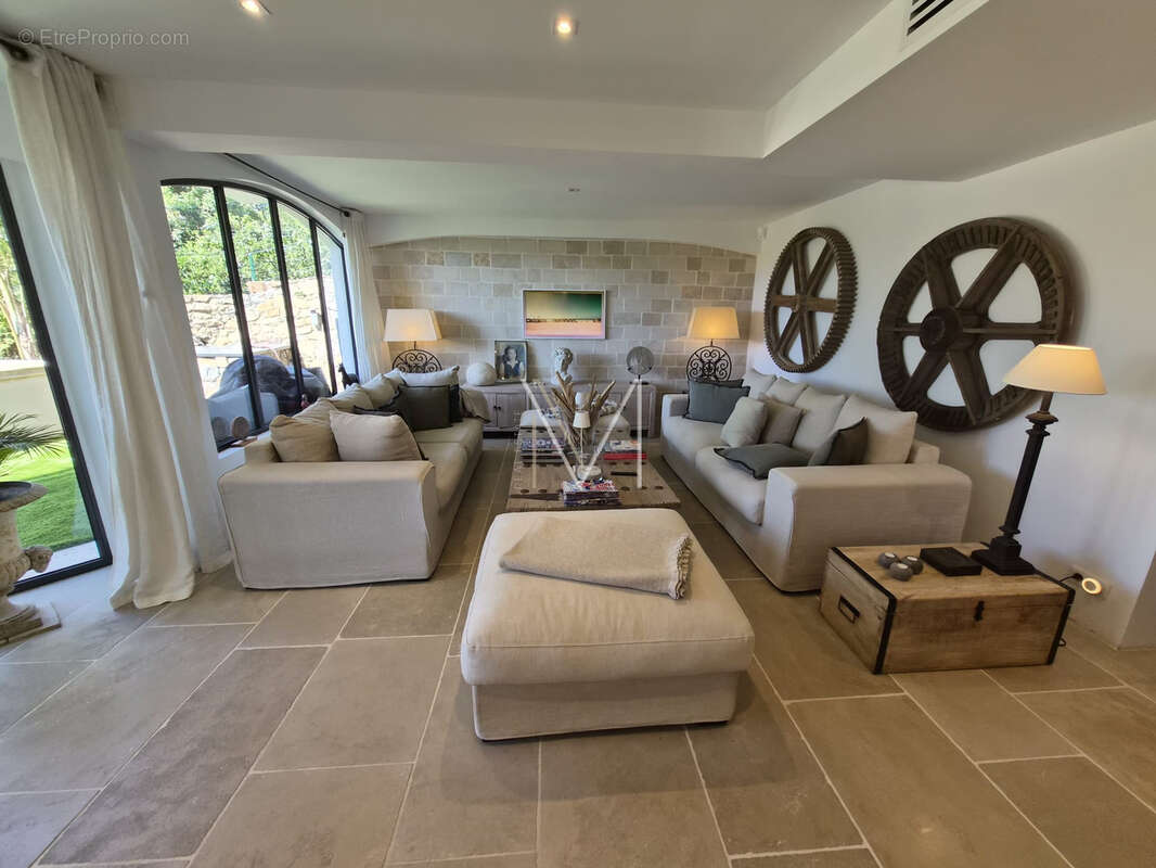 Appartement avec jardin a st tropez en hyper centre / place des lices a pied / byblos et tigrr - photo 6