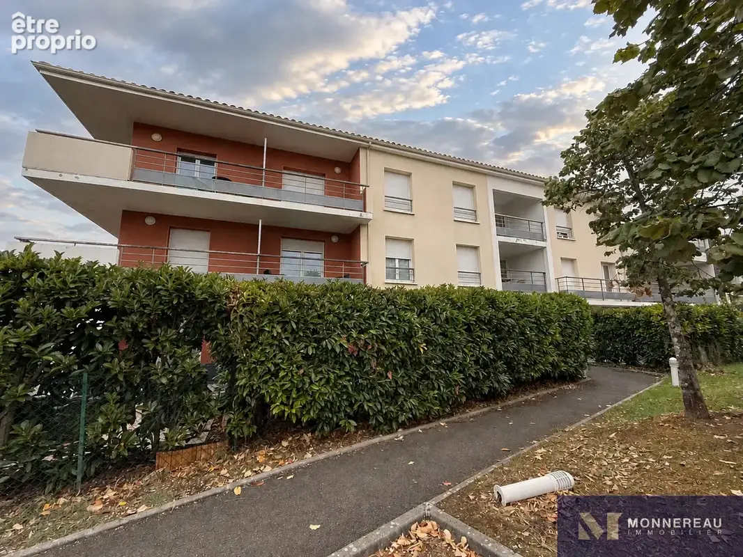 Appartement t3 avec terrasse - photo 13