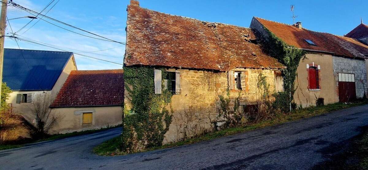 Maison à HURIEL