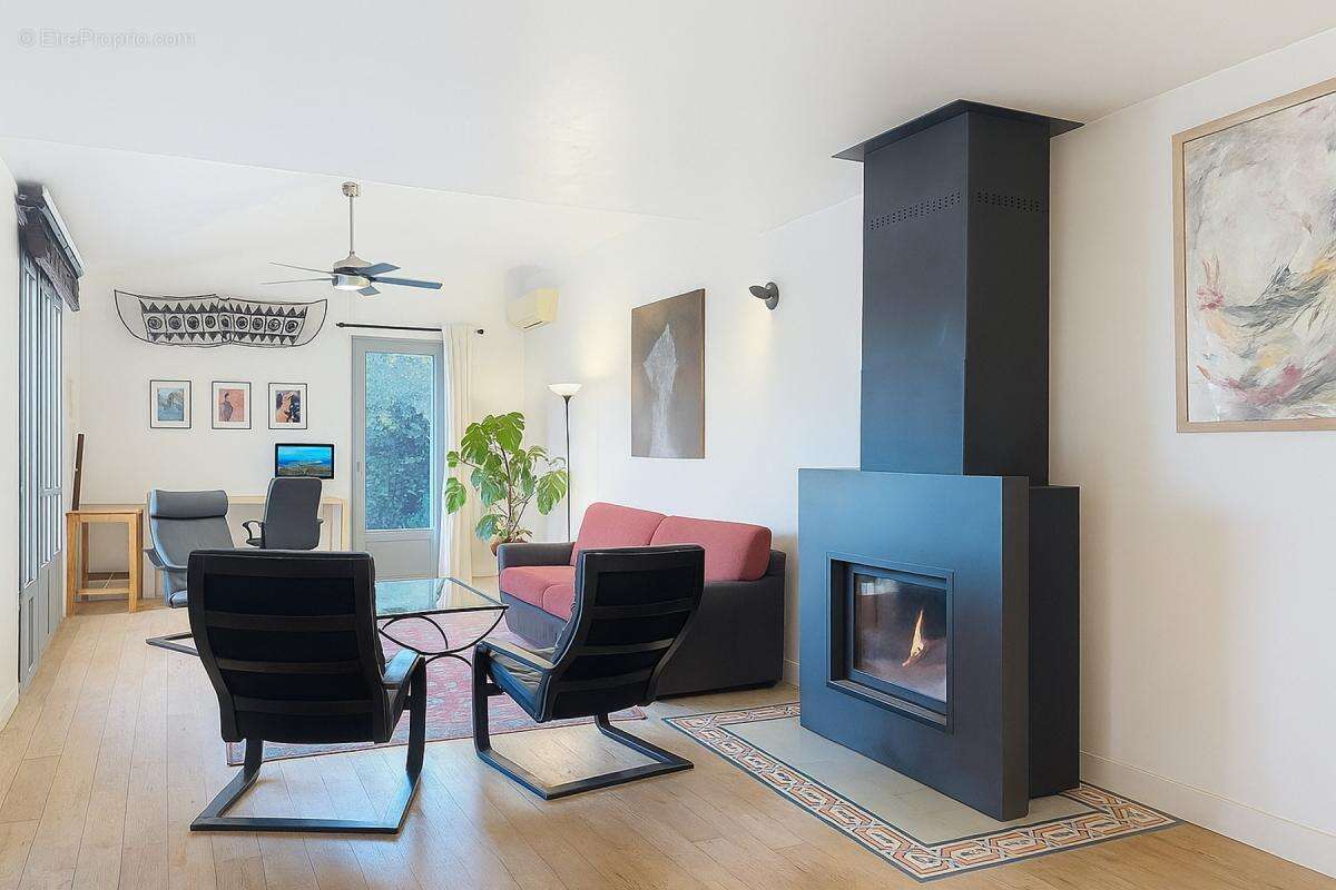 Maison à MORIERES-LES-AVIGNON