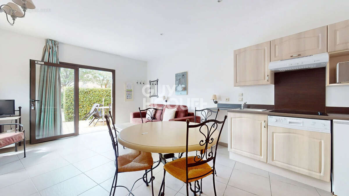 Appartement à L'ISLE-SUR-LA-SORGUE