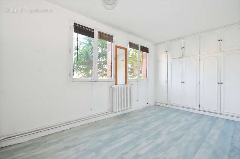 Appartement à FRESNES