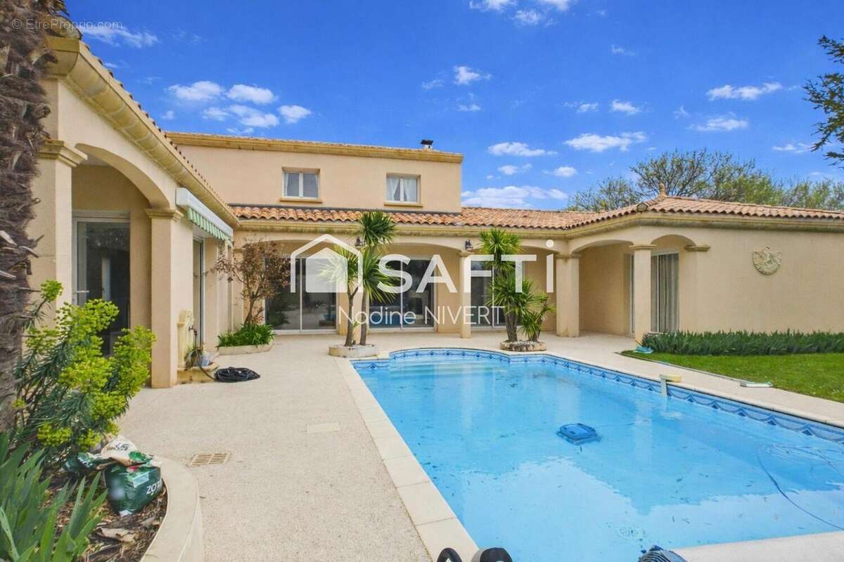 Maison 163 m² à Esnandes  - photo 2