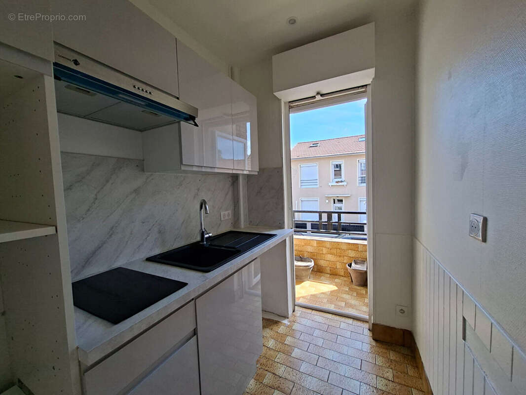 Appartement à BAGNEUX