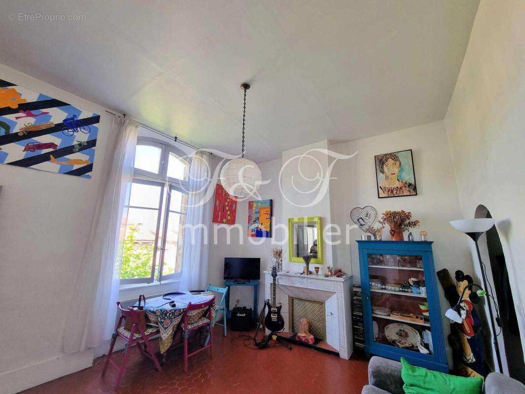 Appartement à APT