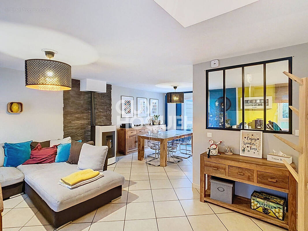 Maison à CREPY-EN-VALOIS