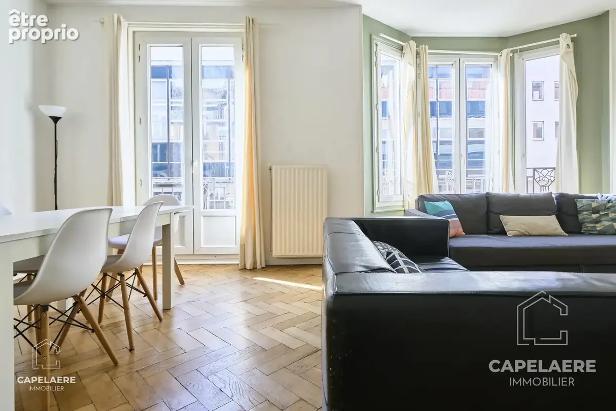 Appartement T3 lumineux avec extérieur en hyper centre de Lille - photo 3