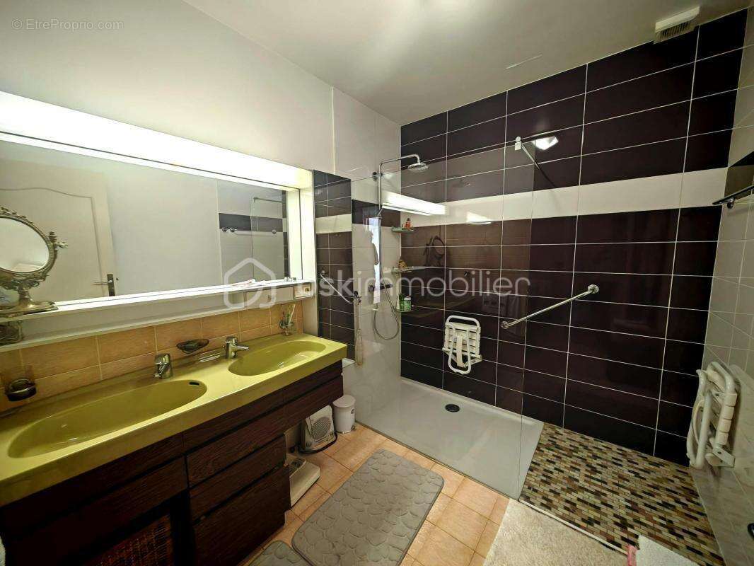 Maison à CHARTRETTES