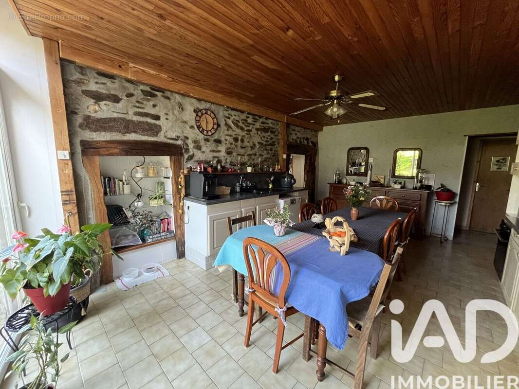 Photo 2 - Maison à MONTEMBOEUF