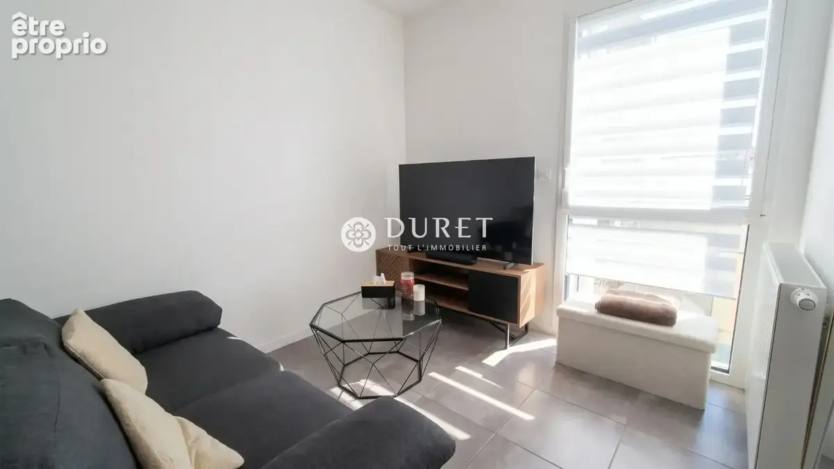 Appartement 2 pièces 45 m² à vendre à La Roche-Sur-Yon (85000) - photo 2