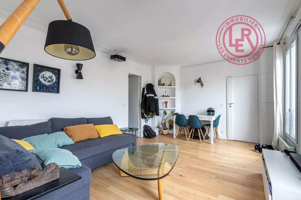 Appartement à PARIS-11E