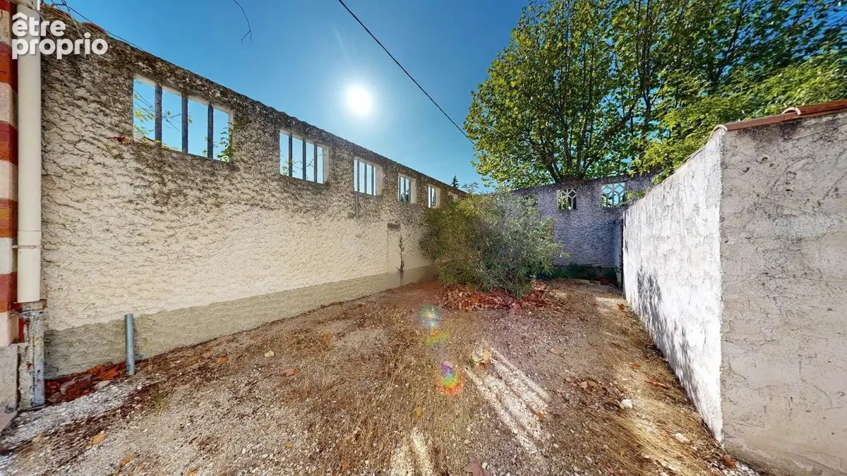 Exclusivité  Bel appartement T3 avec jardin privatif au coeur de Pernes - photo 2