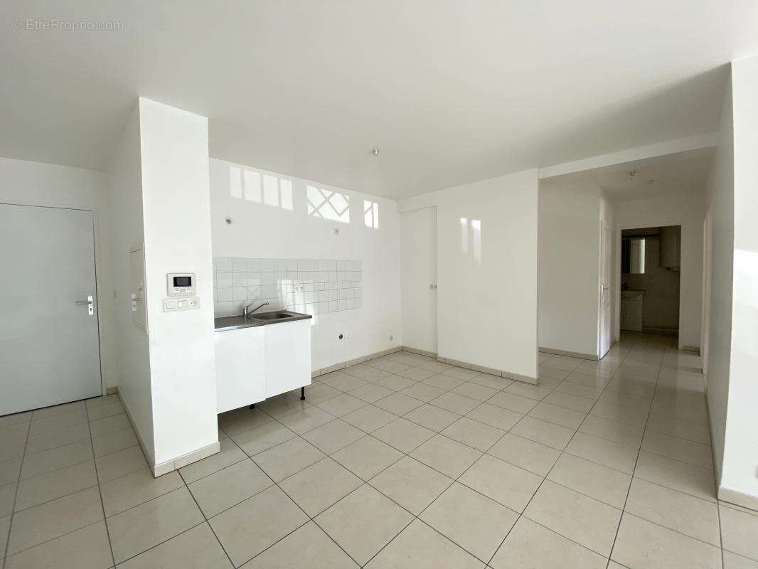 Appartement à ROSNY-SUR-SEINE