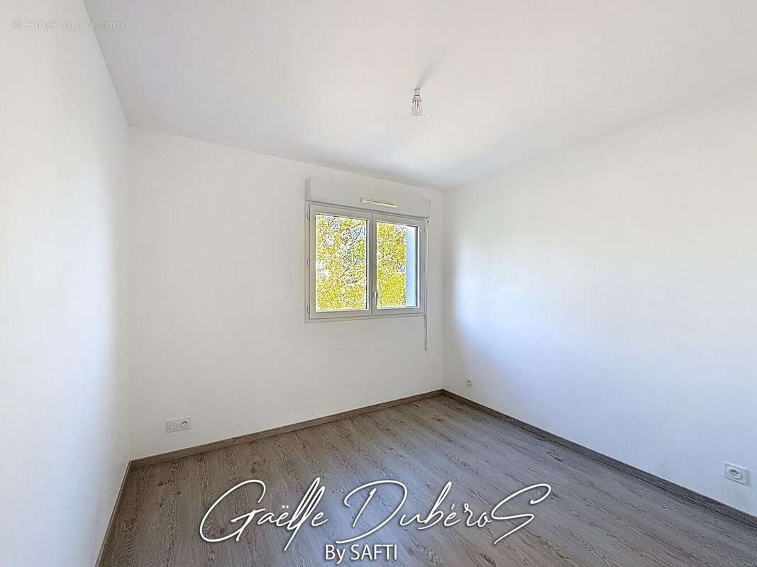 Photo 8 - Maison à AVRILLE