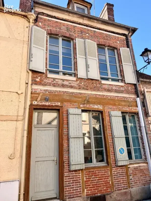 Maison à JOIGNY