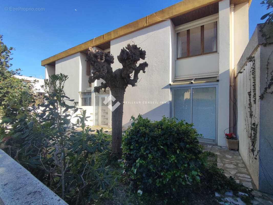 Maison à BEZIERS