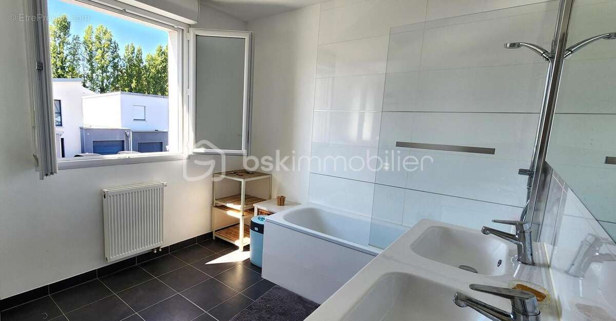 Maison à BOURGBARRE