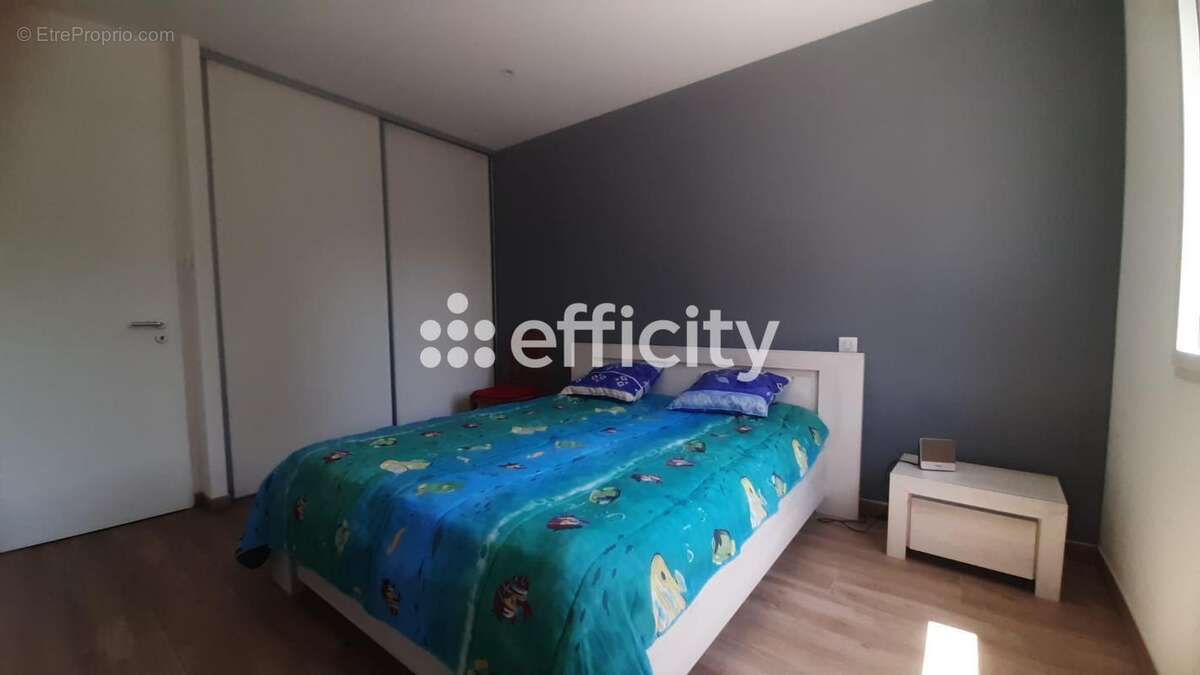 Maison à SAINT-JUNIEN