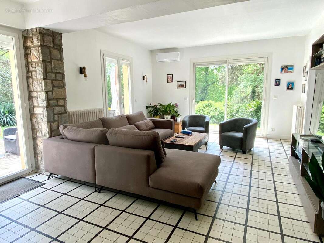 Photo 3 - Maison à PAYRIN-AUGMONTEL