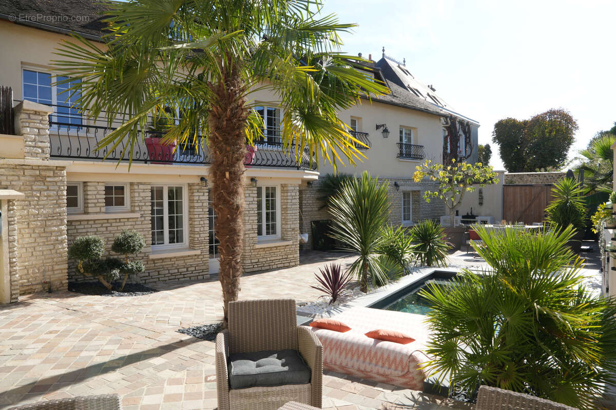 Maison à LES ALLUETS-LE-ROI